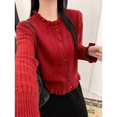 批发韩版系2025冬款木耳边圆领羊毛针织开衫女小香显瘦<b class='q'>毛衣</b>短外套上衣