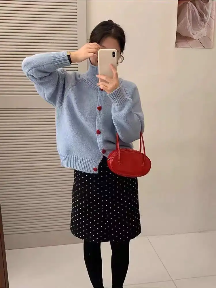 한국인기 폴드 칼라 하트 버튼 울 가디건 상세 이미지 4