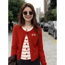 批发韩系红色假两件长袖长袖针织衫女初春穿搭小香风毛衣短款开衫上衣