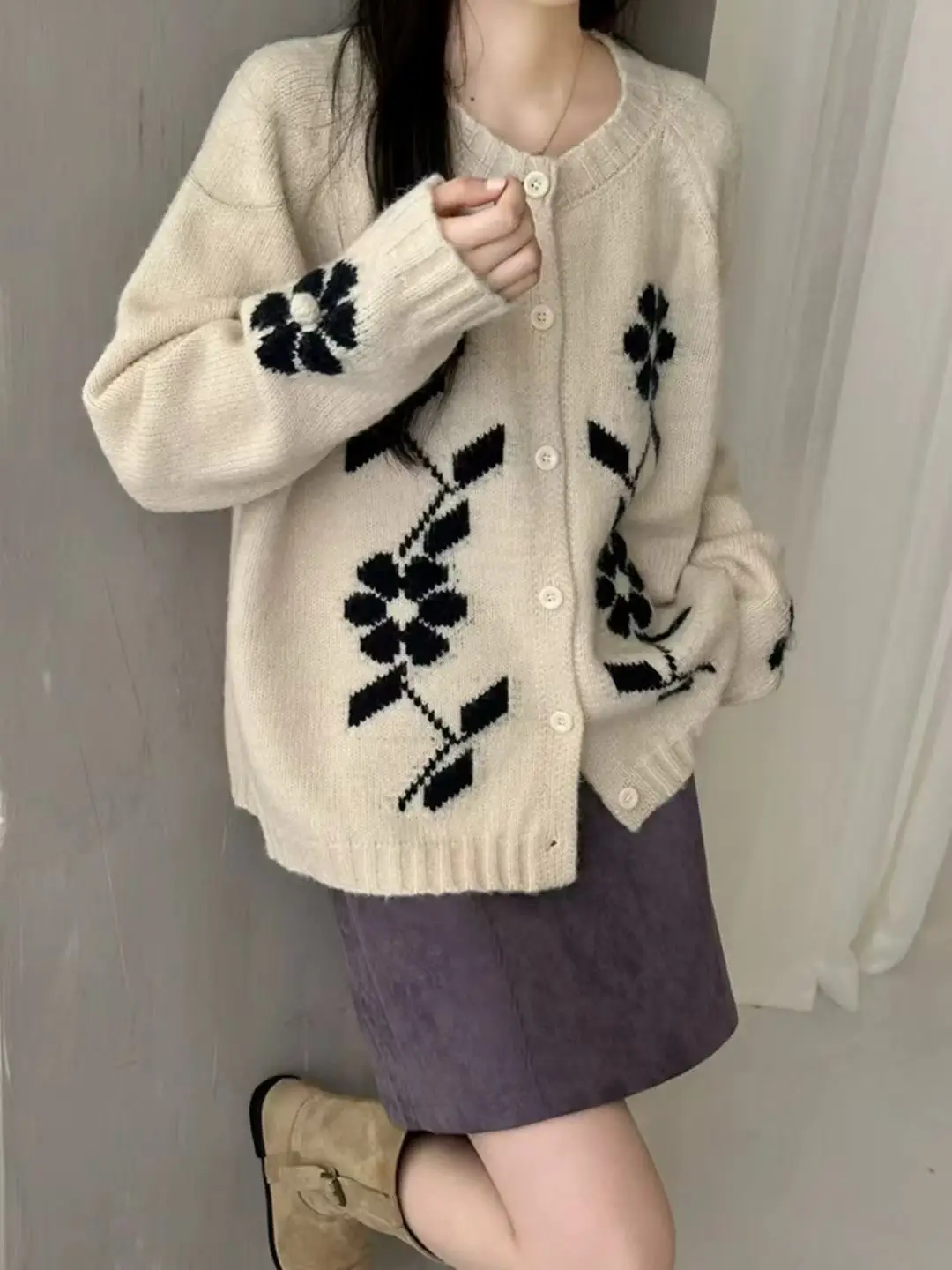 꽃 자수 라운드넥 가디건 상세 이미지 3