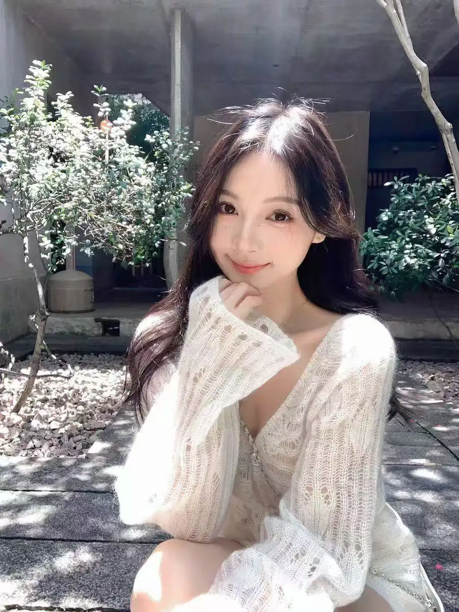 V넥 루즈핏 울 가디건 상세 이미지 1