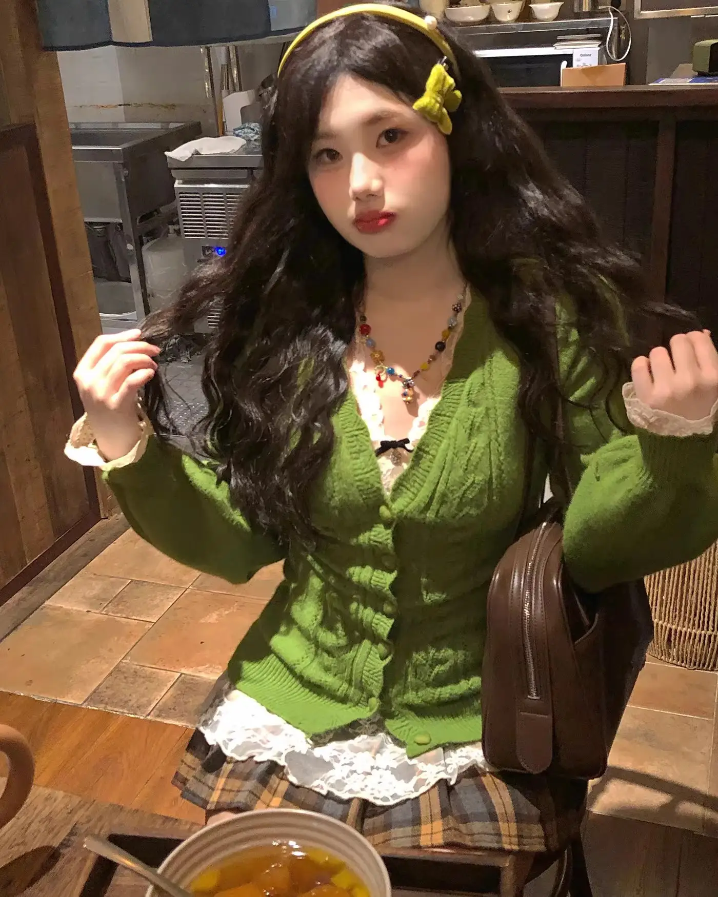 하트 버튼 V넥 울 니트 카디건 상세 이미지 1