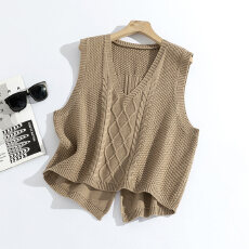 批发针织马甲背心女士衬衫叠穿V领短款春秋毛线坎肩冬款外穿无袖毛衣