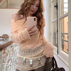 批发纯欲风温柔粉色镂空一字肩<b class='q'>毛</b>衣针织<b class='q'>衫</b>女秋季高级感超好看露肩上衣