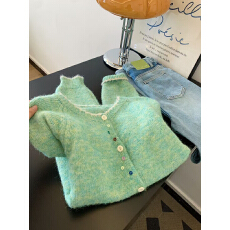 批发彩扣绿色<b class='q'>圆领</b>长袖<b class='q'>针织</b><b class='q'>开衫</b>毛衣外套女2026新款小个子外穿初秋上衣