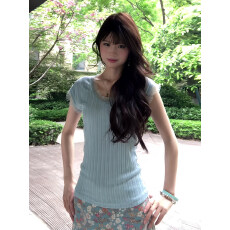 批发韩系气质V领针织T恤女夏季超漂亮小众修身显瘦蕾丝短袖拼接上衣