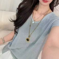 批发韩版设计感交叉V领无袖针织背心女镂空设计宽松百搭纽扣上衣