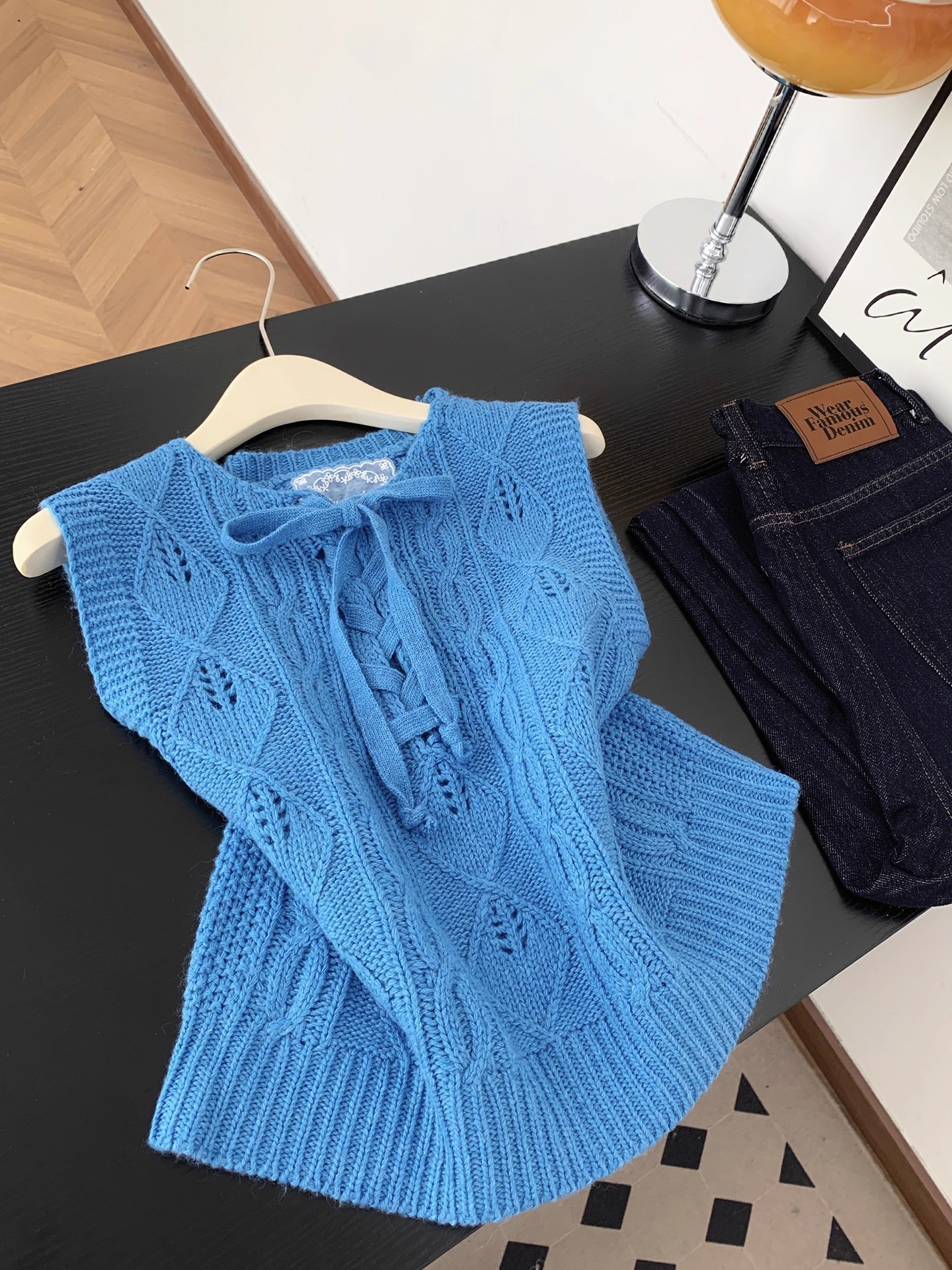 톰 글 래 원인 블루 달콤한 스타일 연령 감소 트위스트 꽃 니트 조끼 여자 여름 품격 스트랩 스택 착용 민소매 조끼 맨위