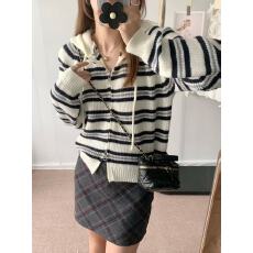 批发秋装新款女韩版宽松时尚条纹连帽双拉链线衫开衫百搭休闲毛衣外套