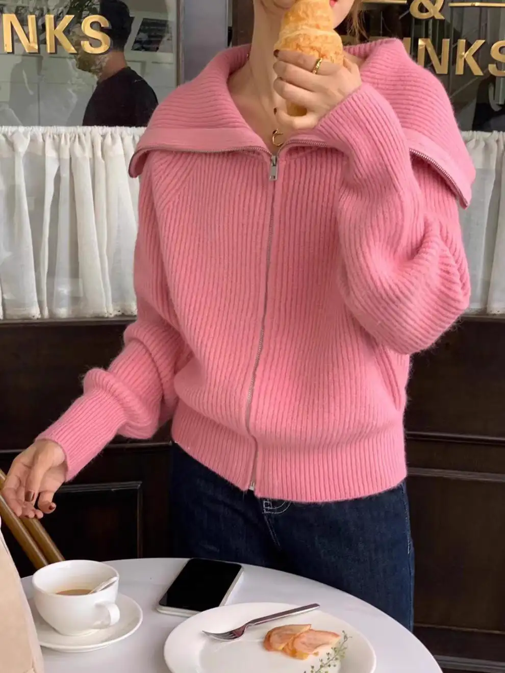 폴드 칼라 울 니트 카디건 상세 이미지 18