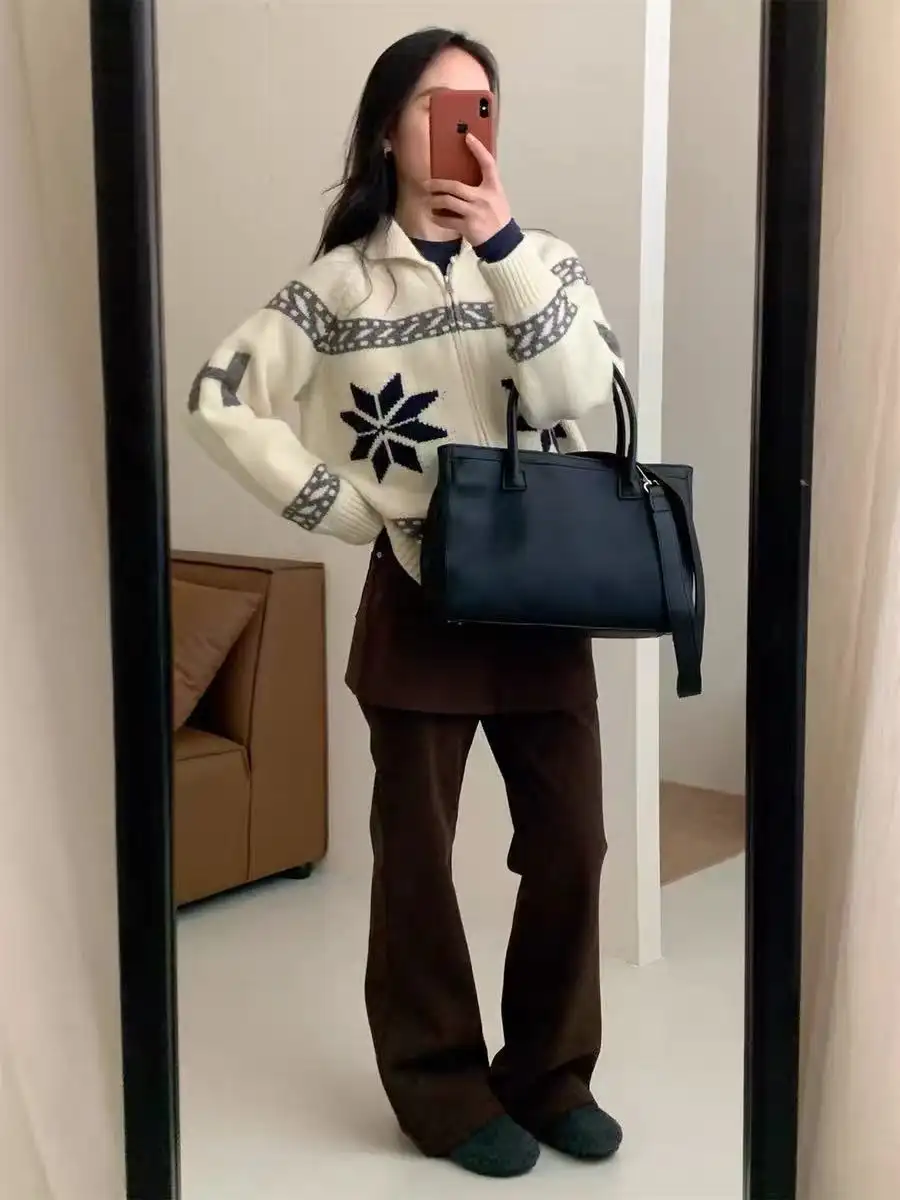 폴드 칼라 지퍼 니트 카디건 상세 이미지 6