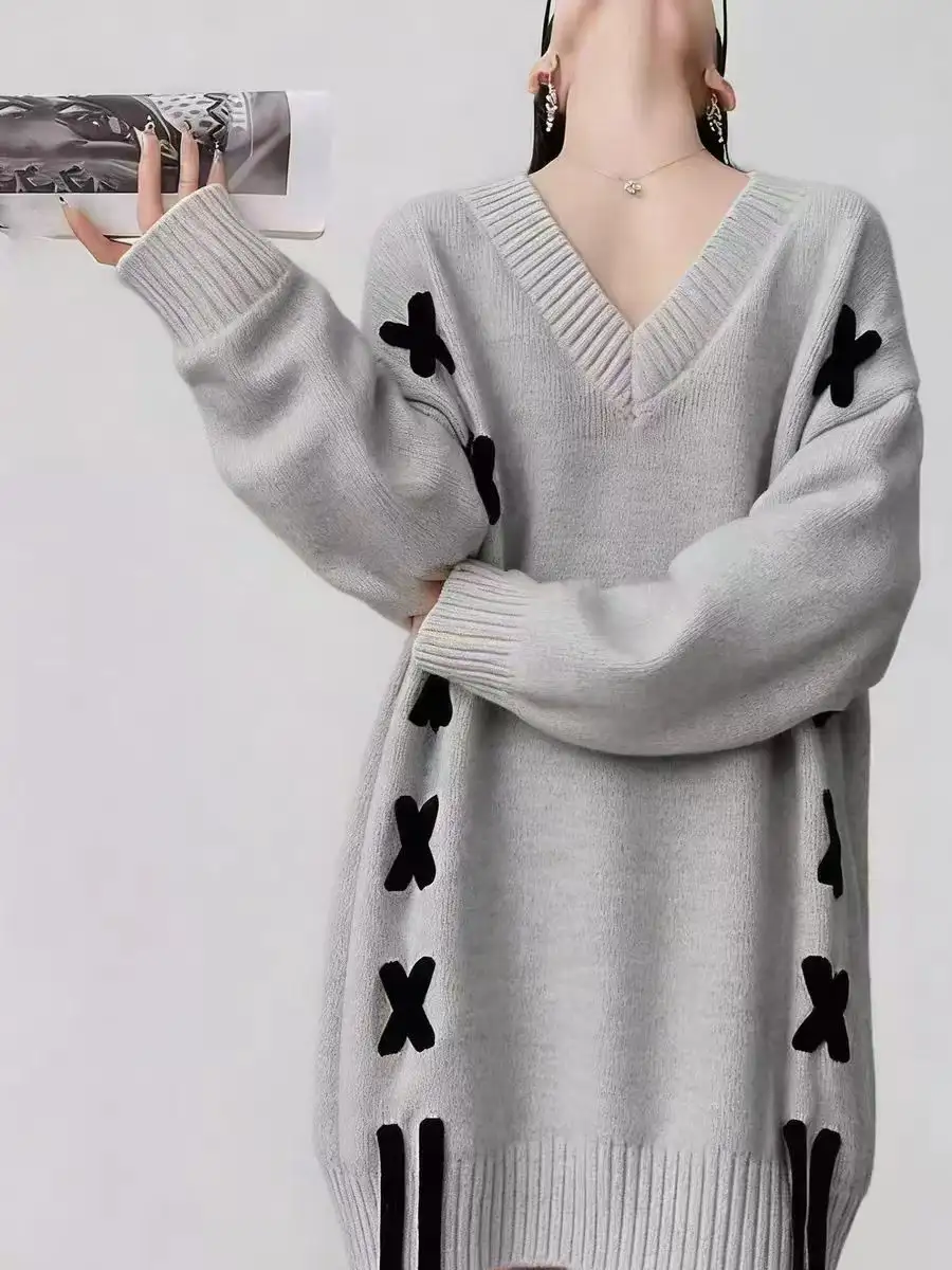 나비 리본 V넥 울 니트 상세 이미지 3