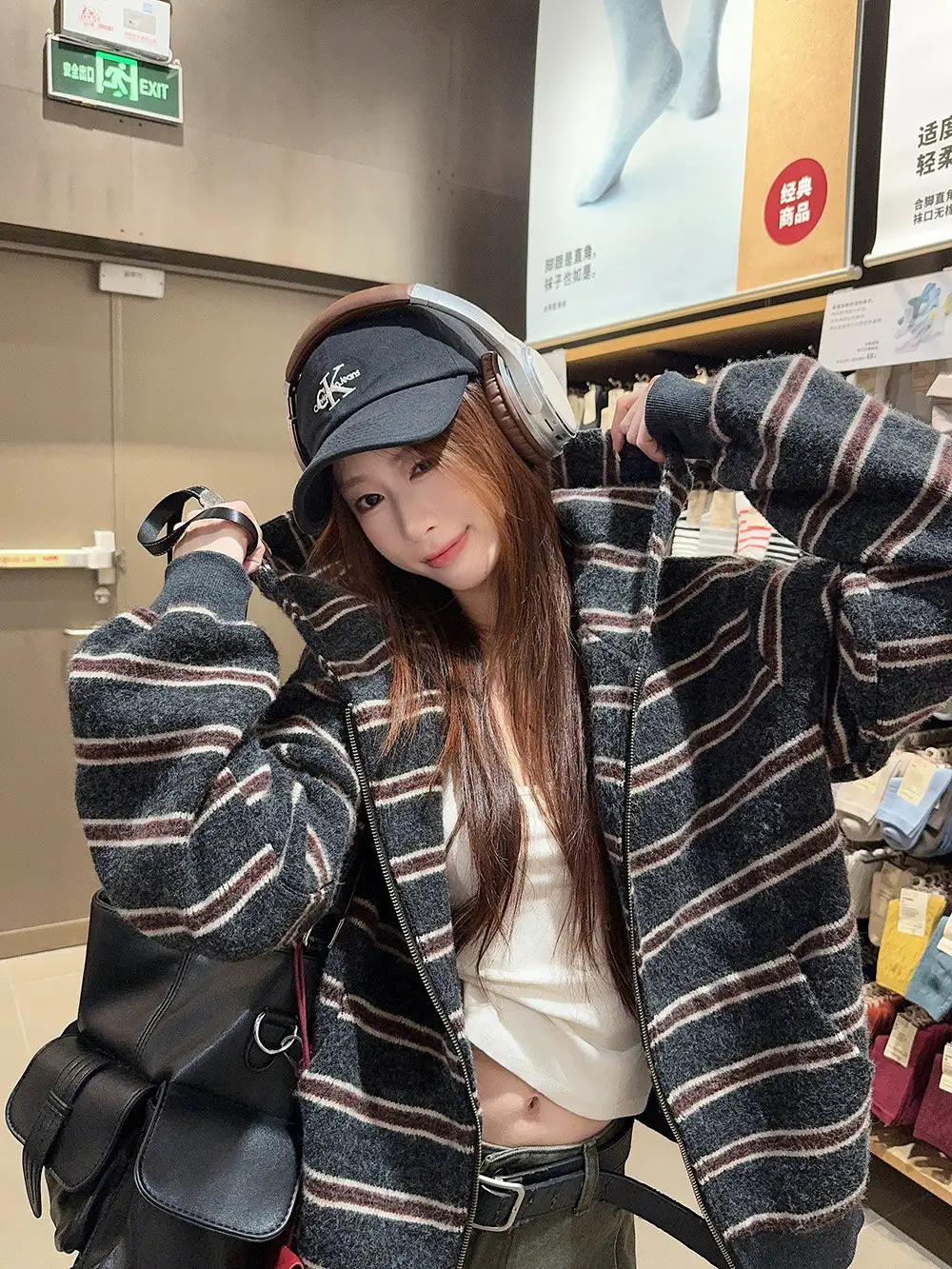 레트로 스트라이프 울 가디건 상세 이미지 9