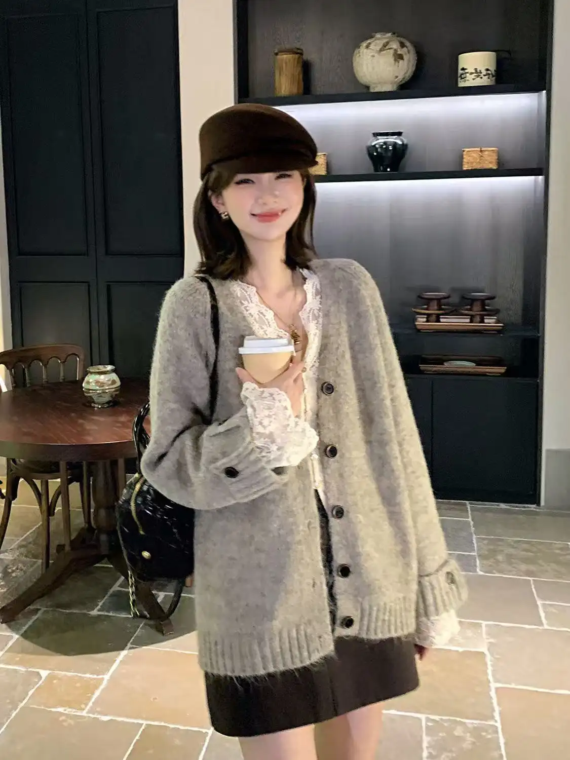 레트로 V넥 울 가디건