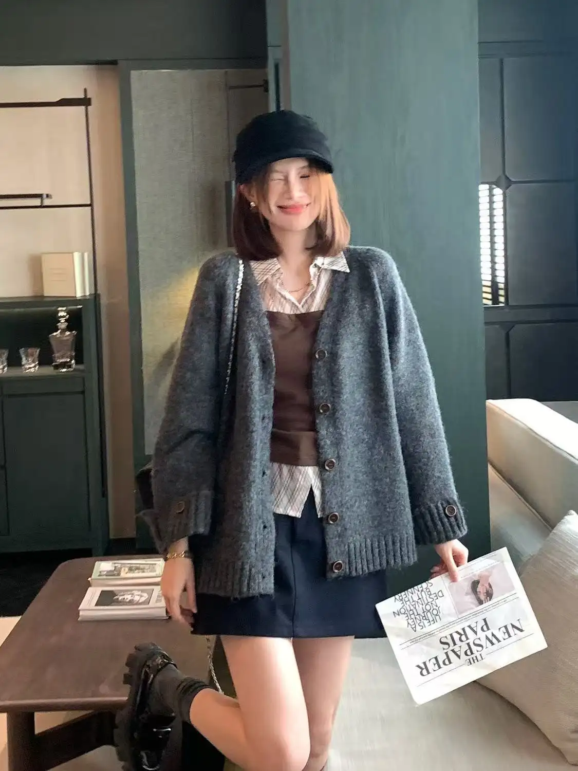 레트로 V넥 울 가디건 상세 이미지 8