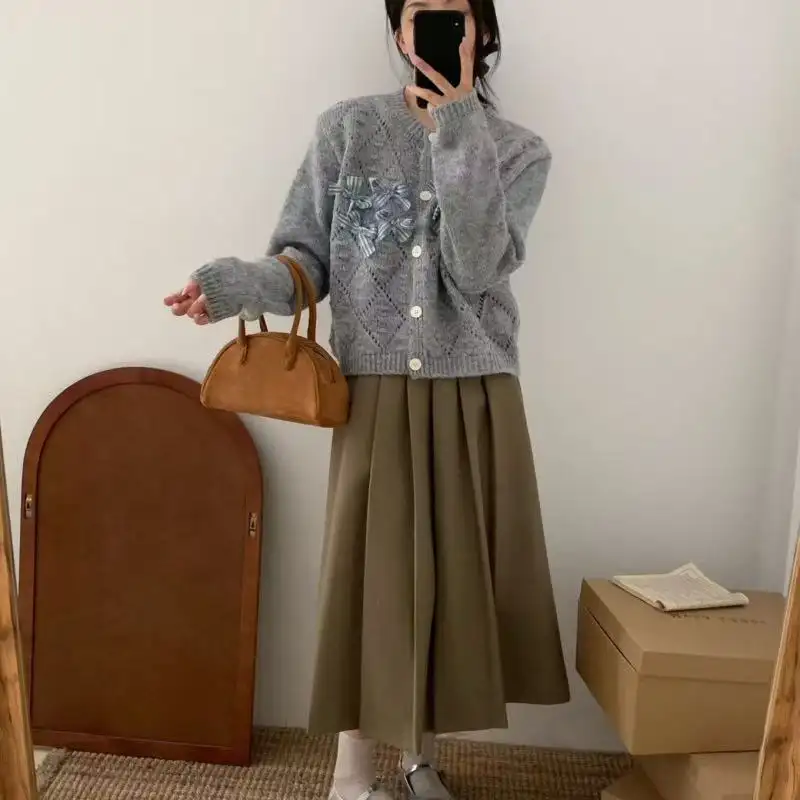 한국인기 리본 디테일 자수 가디건 상세 이미지 4
