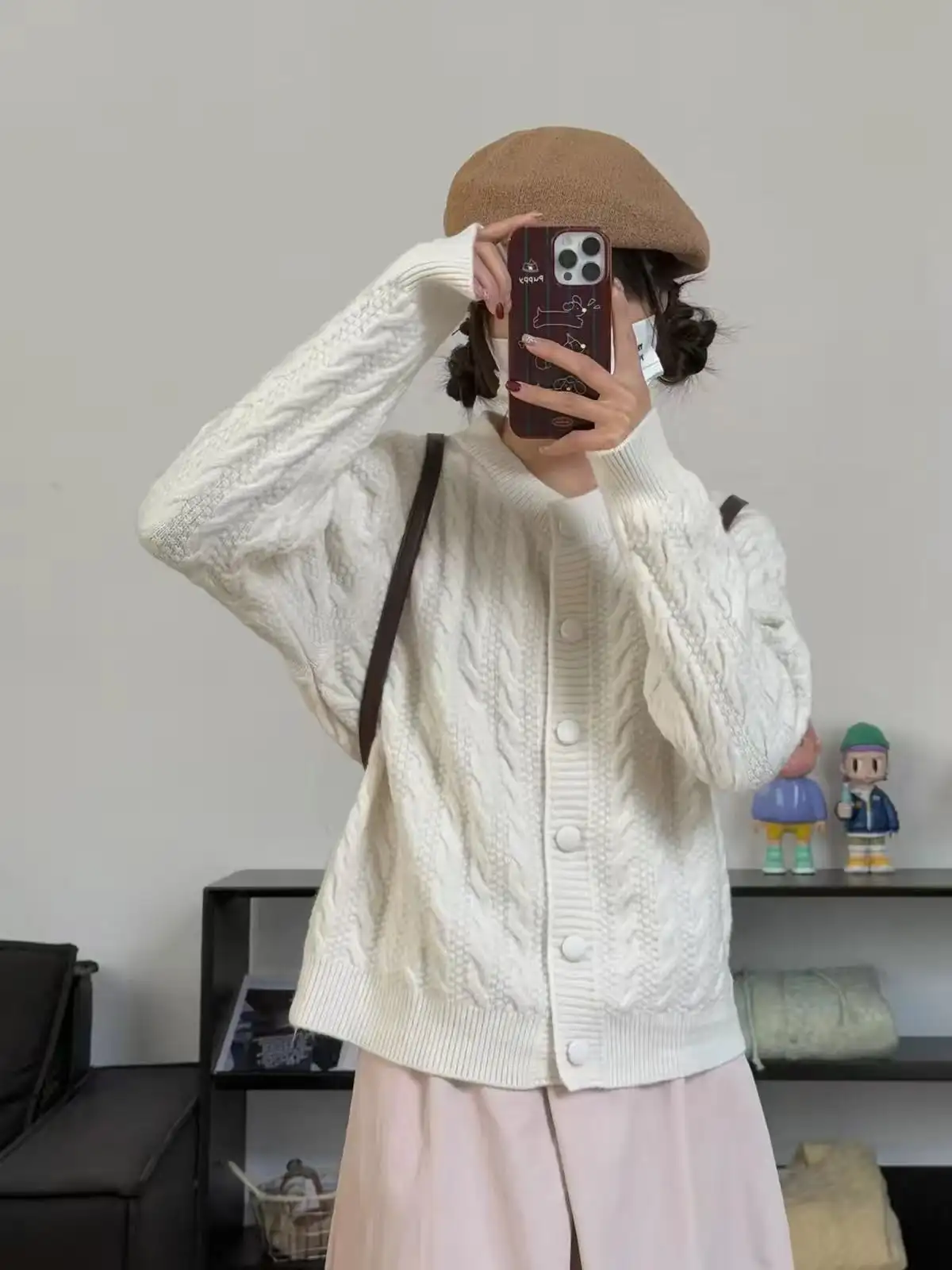 울 소재 라운드넥 가디건 상세 이미지 2