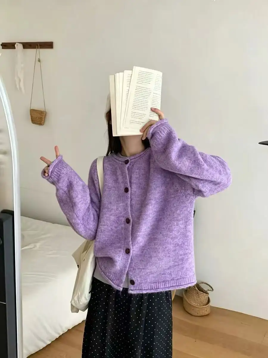 한국인기 라운드넥 단추 가디건 상세 이미지 2