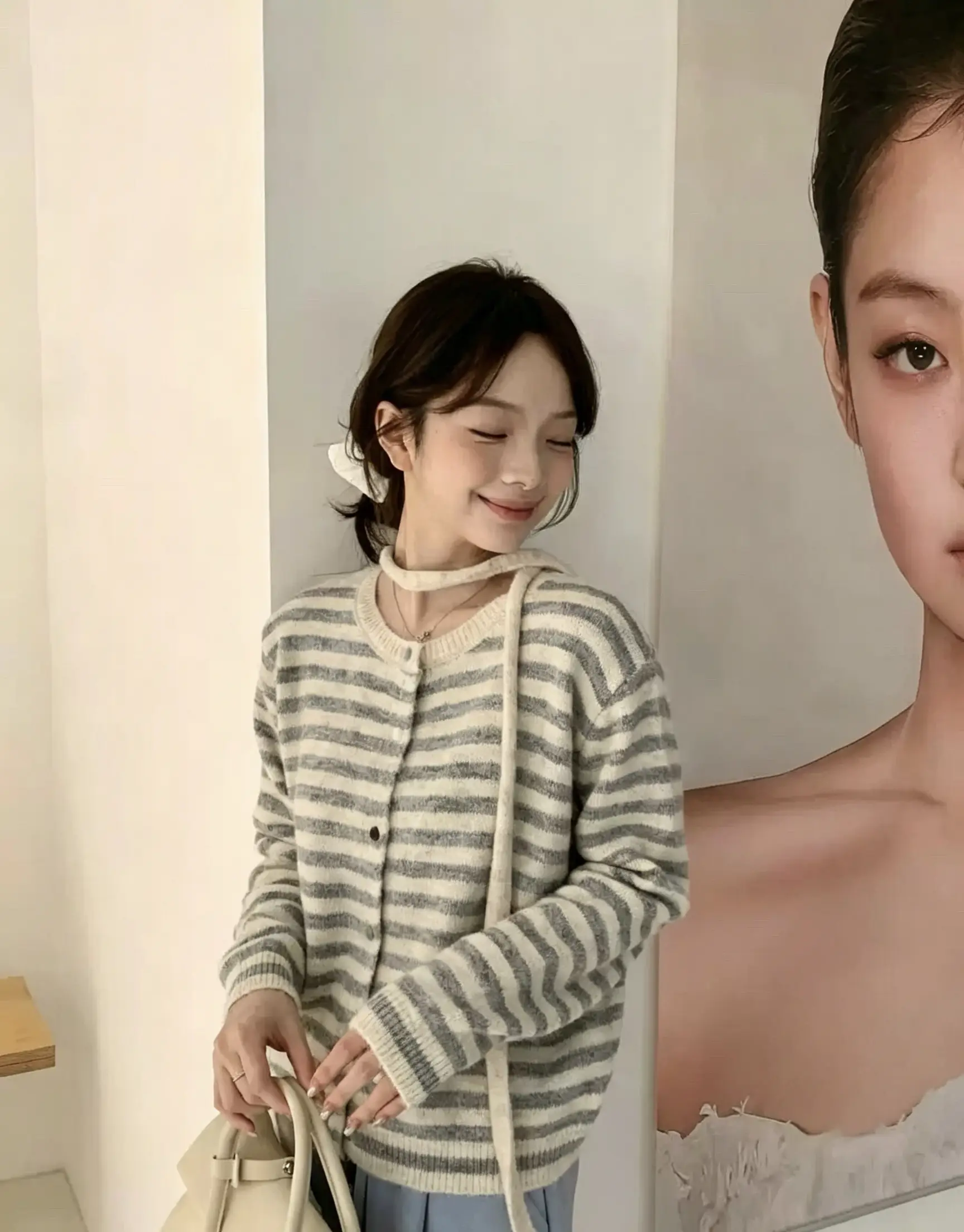 스트라이프 배색 울 가디건 상세 이미지 3
