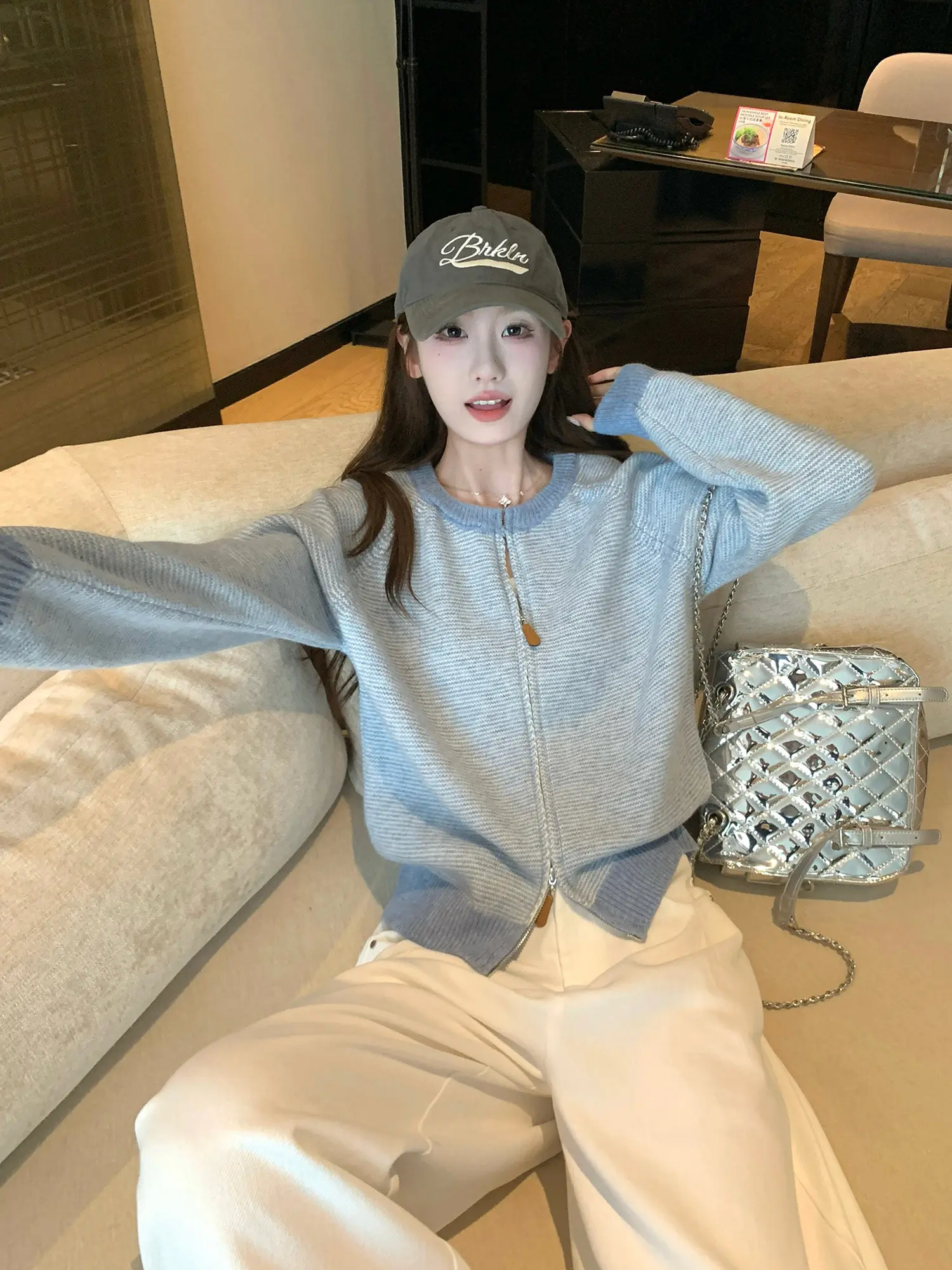 한국인기 배색 스트라이프 지퍼 가디건 상세 이미지 5