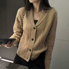 批发老钱风宽松翻领麻花毛衣外套女2026新款秋季针织开衫软糯<b class='q'>韩版</b>上衣