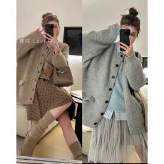 批发韩系慵懒连帽毛衣外套女牛角扣粗线针织宽松落肩显瘦中长款开衫潮