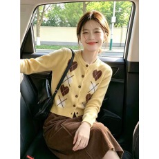 批发韩系高领单排扣<b class='q'>长袖</b>针织毛衣女2026秋冬新款高级时尚气质慵懒上衣