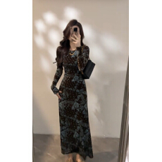 批发秋冬<b class='q'>新款</b>圆领<b class='q'>短裙</b>加绒长袖印花时尚法式修身连衣裙