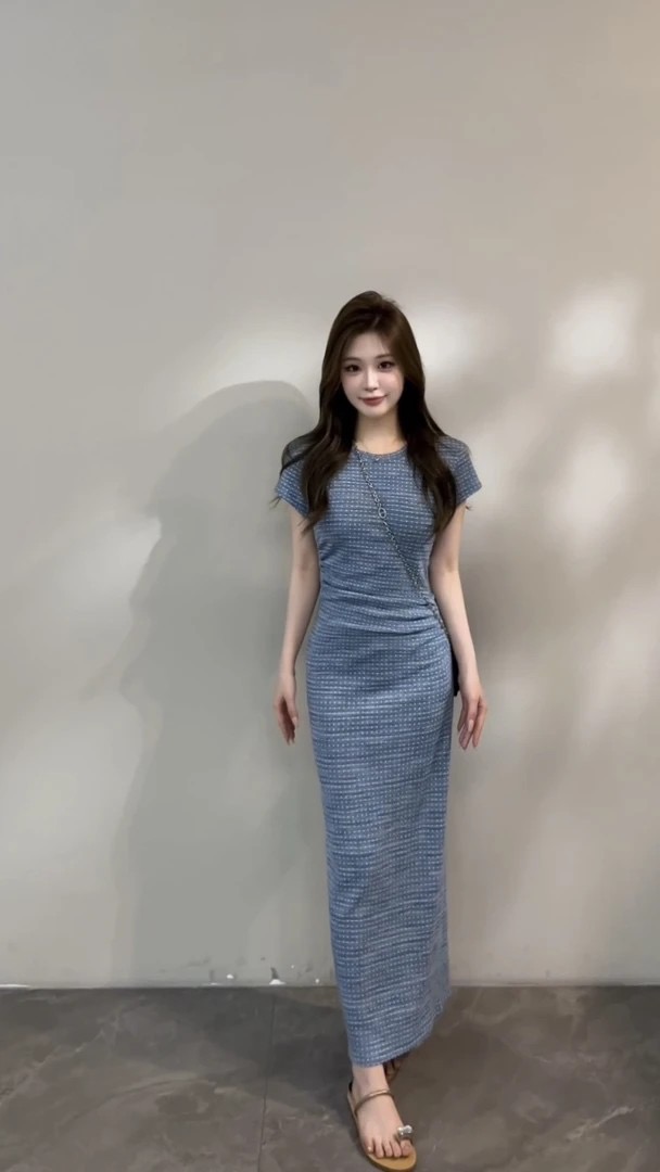 宥 妍 여름 새로운 디자인 센스 주름 허리 수축 라운드 넥 반팔 슬림해 보이는 캐주얼 드레스