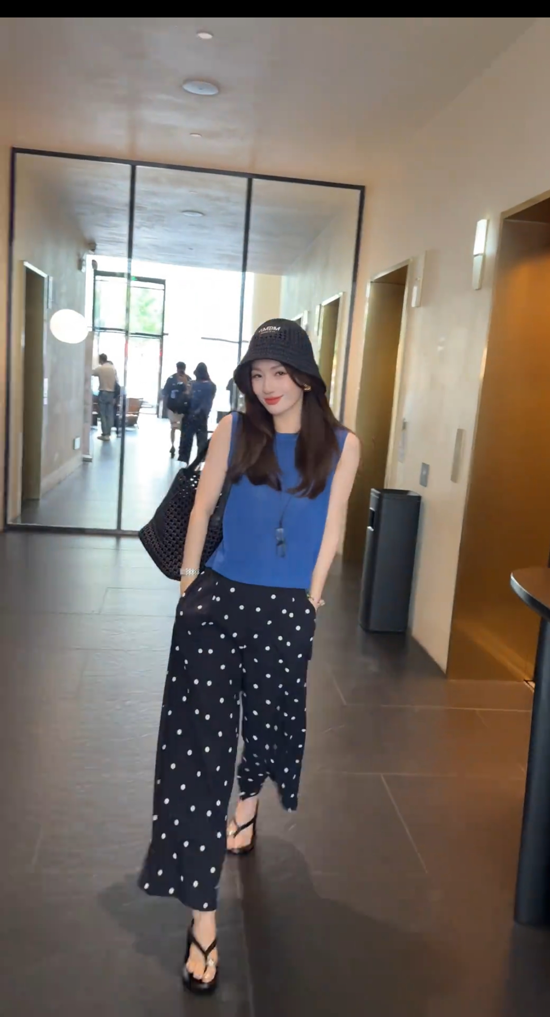 여름 쇼트 스타일 민소매 이후 트임 익스트림 제인 맨위 품격 다용도