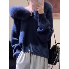 批发韩系高级感毛领连帽蓝色毛衣<b class='q'>开衫</b>外套女秋冬慵懒风宽松上衣<b class='q'>针织衫</b>