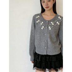 重工钉珠花朵V领针织开衫女白色百搭毛衣2025冬季新款