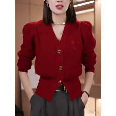 批发春秋v领上衣设计感小众毛衣韩系黑色<b class='q'>修身</b>短款法式针织开衫外套女