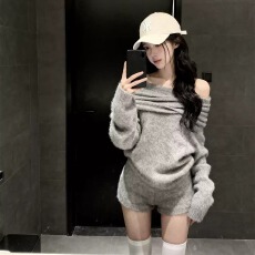 批发灰色小个子套装女秋冬休闲慵懒一字肩长袖针织上衣毛衣短裤两件套