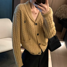 批发春秋装翻领百搭毛衣<b class='q'>外套</b>女短款宽松针织纯色羊绒开衫<b class='q'>长袖</b>外搭上衣