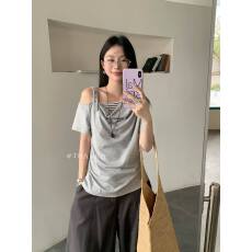 韩版露肩印花特色假两件短袖T恤女2026夏新款显瘦拼接荡领上衣女