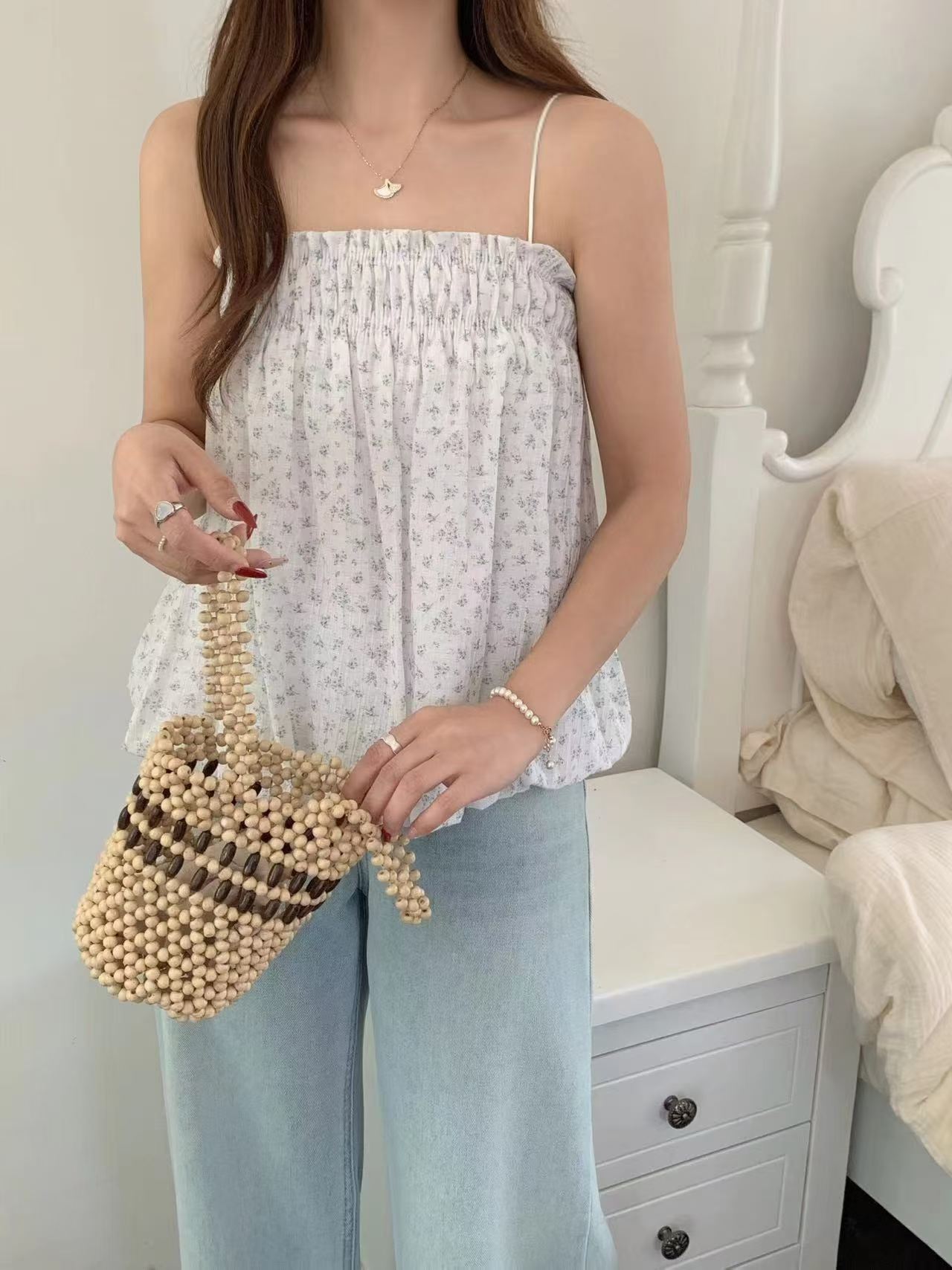 실사 한 부서 chic 연령 감소 품격 레트로 외국 가스 휴가 바람 작은 꽃무늬 루즈핏 캐미솔