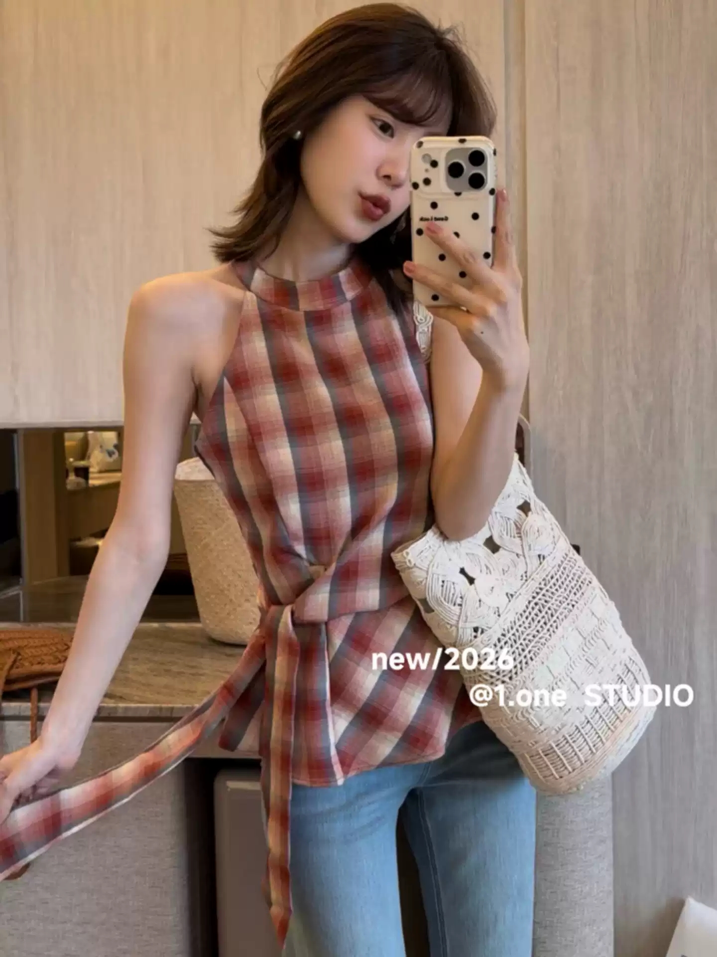 프랑스식 레트로 빨간색 체크무늬 리본 행침 목 조끼 여성 여름 달콤함 연령 감소 허리 수축 불규칙 디자인 맨위