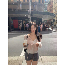 批发韩系春秋上新温柔显白<b class='q'>婴儿</b>粉短款系带开襟衫针织衫开衫<b class='q'>毛衣</b>女