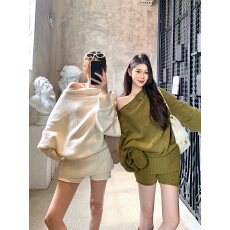 批发<b class='q'>欧美</b>风秋季新款女装纯色宽松长袖上衣时尚高腰短裤针织套装女