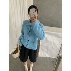 批发温柔系多口袋软糯<b class='q'>针织衫</b>麻花复古翻领单排扣系带毛衣开衫简约上衣