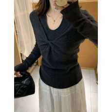 批发韩系氛围感扭结挂脖假两件针织衫女弹力软糯<b class='q'>修身</b>显瘦长袖打底毛衣