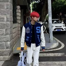 批发2025春秋新款龙凤尼拼皮袖毛巾绣休闲棒球服夹克外套男女