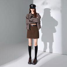 批发美拉德复古羊绒毛呢半身短<b class='q'>裙</b>秋冬洋气包臀a<b class='q'>字</b>短<b class='q'>裙</b>子女