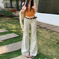 批发云白色微喇叭低腰弹力不贴腿<b class='q'>显瘦</b>修身阔腿喇叭裤<b class='q'>牛仔裤</b>女