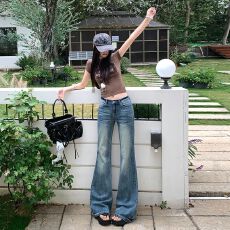 批发涉谷辣妹 美式复古微喇<b class='q'>牛仔裤</b>女浅蓝色辣妹<b class='q'>显瘦</b>微喇叭马蹄裤