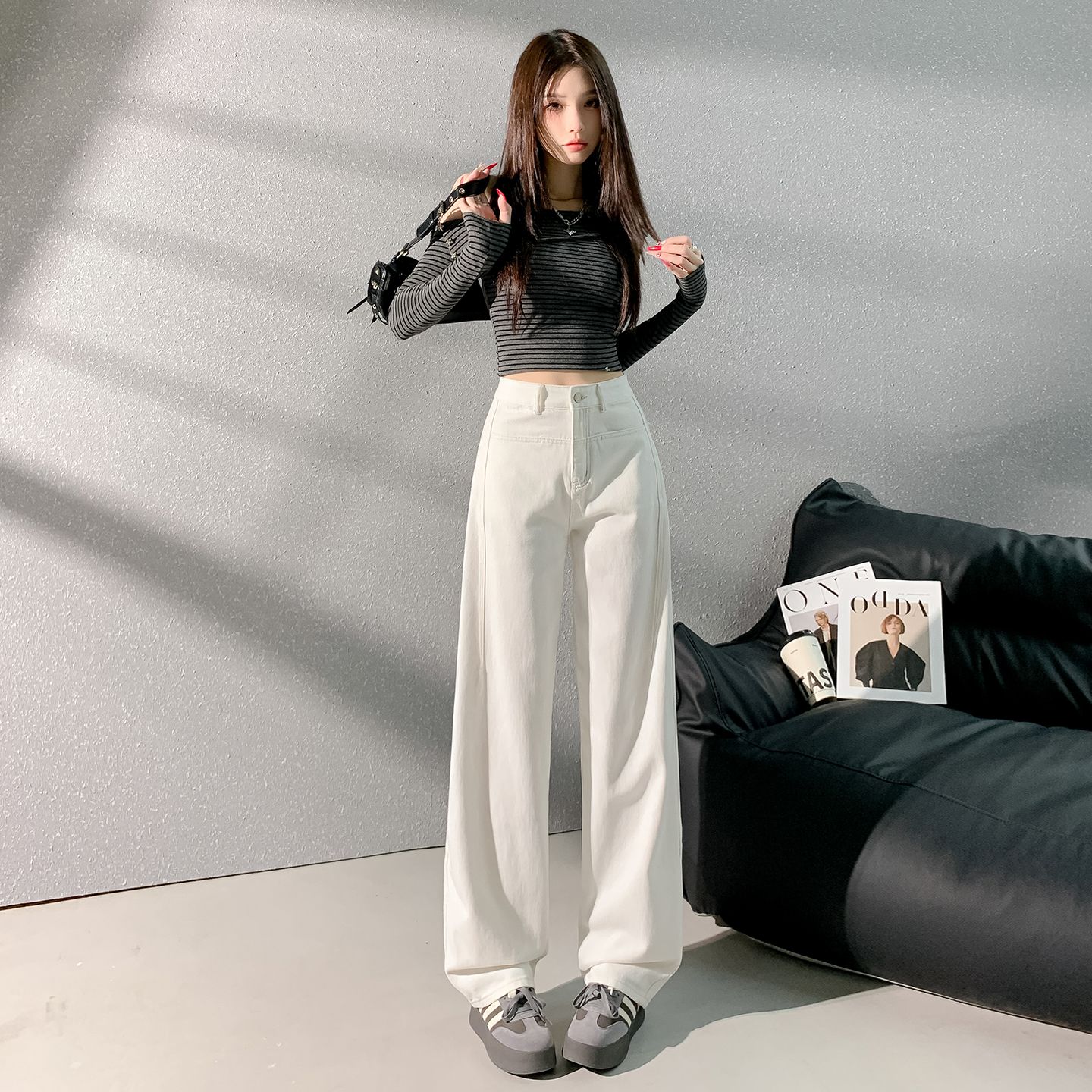 2026 아메리칸 레트로 개성 트렌드 디자인 루즈핏 슬림해 보이는 다용도 패션 바닥 청소 청바지 여성