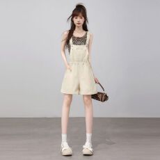 批发2026夏季宽松牛仔连体短裤<b class='q'>女</b>韩版减龄时尚抽绳设计感工装背带裤子