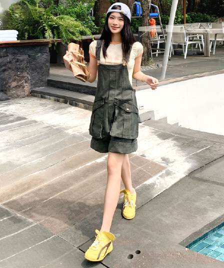 아메리칸 레트로 느긋한 바람 루즈핏 연령 감소 워크웨어 멜빵 데님 반바지 여성