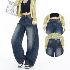 批发美式复古弯刀<b class='q'>牛仔裤</b>女秋季新款梨型遮肉显瘦宽松流行拖地阔腿裤子